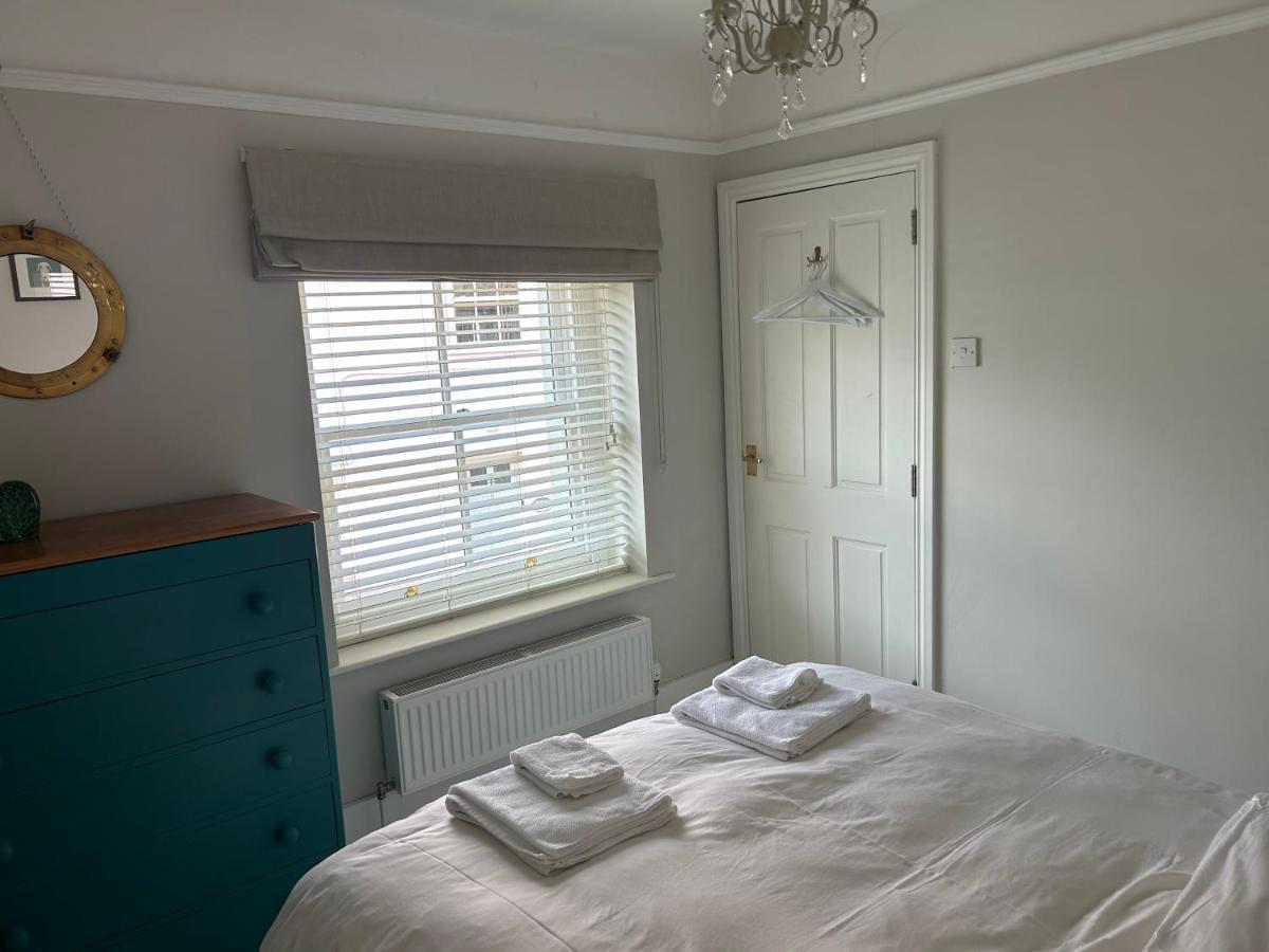 Billie'S Seaside Retreat Villa Lyme Regis Exterior photo