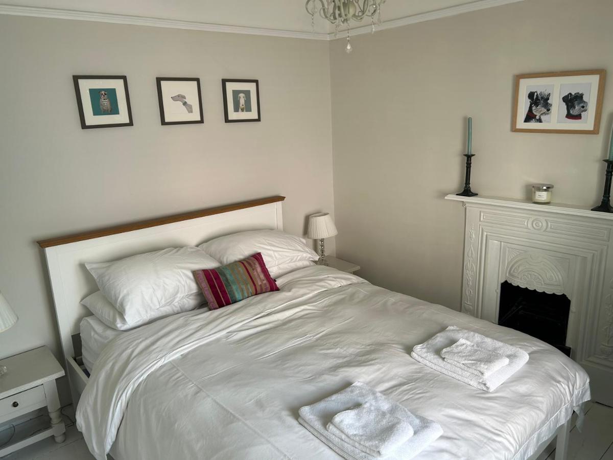 Billie'S Seaside Retreat Villa Lyme Regis Exterior photo