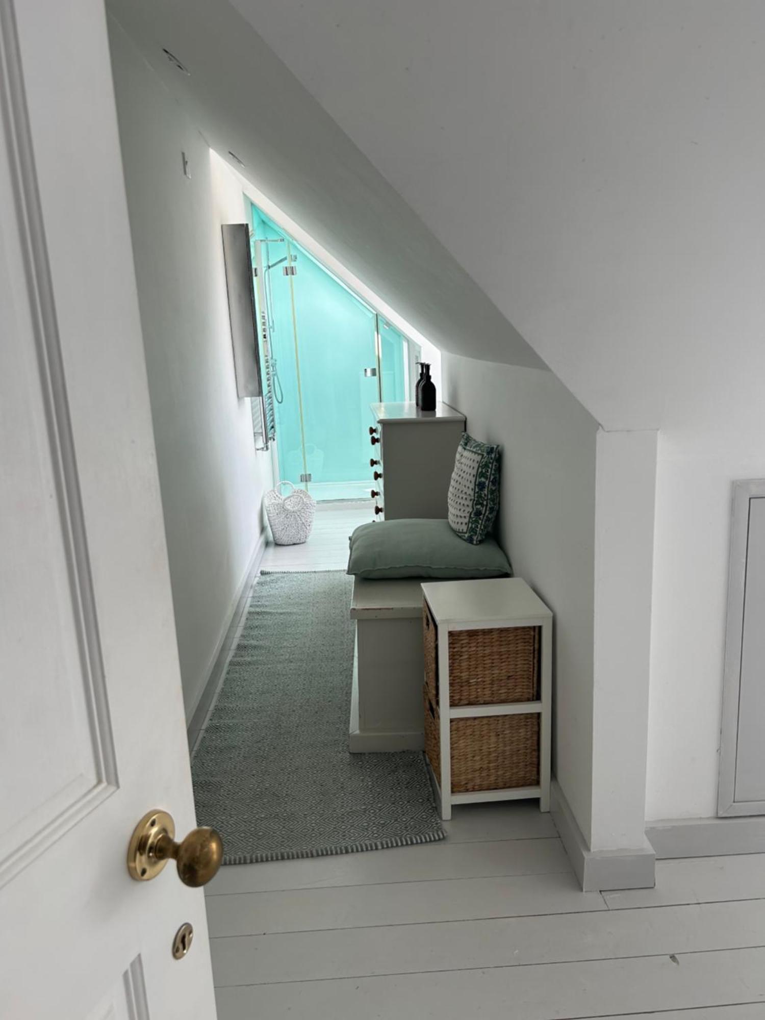 Billie'S Seaside Retreat Villa Lyme Regis Exterior photo